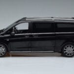 Mercedes V-Class W447 V260L Svart Mercedes 1:18 QALCN89911150 Metall - image 4 of 8