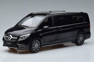 Mercedes V-Class W447 V260L Svart Mercedes 1:18 QALCN89911150 Metall
