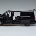 Mercedes V-Class W447 V260L Svart Mercedes 1:18 QALCN89911150 Metall - image 5 of 8