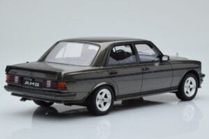 Mercedes W123 AMG 280 Grå Otto 1:18 OT750 Resin — bild 2 av 6