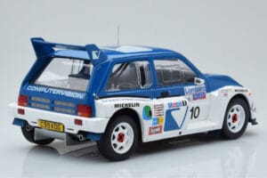 MG Metro 6R4 #10 M. Wilson / N. Harris RAC Rally 1986 IXO 1:18 18RMC068A Metall — bild 2 av 6