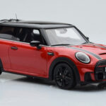 Mini Cooper S JCW F56 Röd Otto 1:18 - image 4 of 6