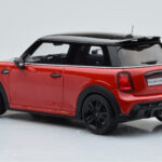 Mini Cooper S JCW F56 Röd Otto 1:18 - image 5 of 6