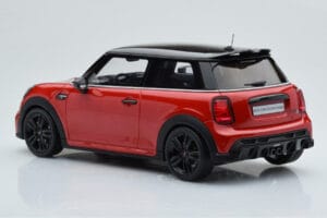 Mini Cooper S JCW F56 Röd Otto 1:18 OT984 Resin — bild 5 av 6
