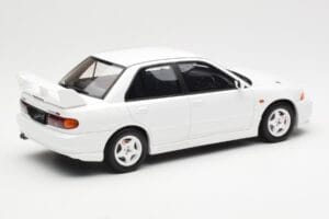 Mitsubishi Lancer Evo III Scotia Vit Otto 1:18 OT1065 Resin — bild 2 av 6