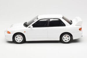 Mitsubishi Lancer Evo III Scotia Vit Otto 1:18 OT1065 Resin — bild 3 av 6