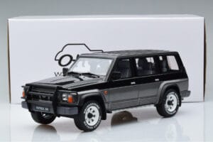 Nissan Patrol GR Y60 Grå Otto 1:18 OT993 Resin — bild 6 av 6
