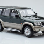 Nissan Patrol GR Y61 Grön Otto 1:18 - image 3 of 5