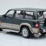 Nissan Patrol GR Y61 Grön Otto 1:18 - image 4 of 5