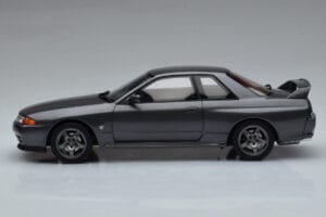 Nissan Skyline GT-R BNR32 Nismo Grå Otto 1:18 OT411 Resin — bild 3 av 6