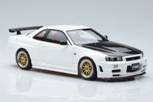 Nissan Skyline GT-R R34 Nismo Z-Tune Vit MotorHelix 1:18 M83407 Metall — bild 6 av 11