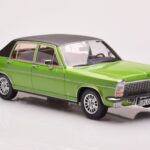 Opel Diplomat B Grön Metallic MCG 1:18 - image 4 of 6
