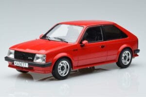 Opel Kadett D GTE Röd MCG 1:18 MCG18269 Metall