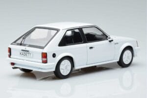 Opel Kadett D GTE Vit MCG 1:18 MCG18268 Metall — bild 2 av 6