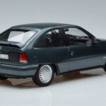 Opel Kadett E GSi Blå Metallic Norev 1:18 183614 Metall - image 2 of 6