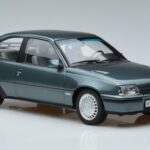 Opel Kadett E GSi Blå Metallic Norev 1:18 183614 Metall - image 4 of 6