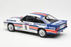 Opel Manta 400 Rothmans #8 J. McRae / I. Grindrod Lombard RAC Rally 1983 IXO 1:18 18RMC038A Metall — bild 5 av 6