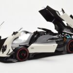 Pagani Zonda Cinque Roadster Vit Benny Almost Real 1:18 - image 2 of 8