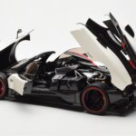 Pagani Zonda Cinque Roadster Vit Benny Almost Real 1:18 - image 5 of 8