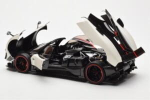 Pagani Zonda Cinque Roadster Vit Benny Almost Real 1:18 850611001 Metall — bild 5 av 8
