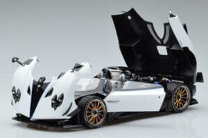 Pagani Zonda HP Barchetta Carbon Fiber Vit LCD 1:18 LCD18009-WH Metall — bild 2 av 9