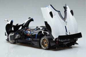Pagani Zonda HP Barchetta Carbon Fiber Vit LCD 1:18 LCD18009-WH Metall — bild 7 av 9