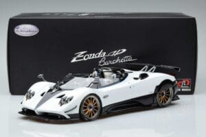 Pagani Zonda HP Barchetta Carbon Fiber Vit LCD 1:18 LCD18009-WH Metall — bild 9 av 9