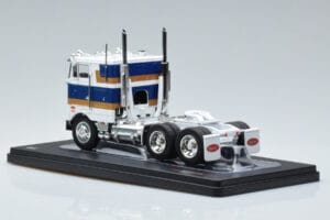 Peterbilt 352 H Vit IXO 1:43 TR078 Metall — bild 5 av 6