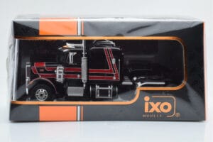 Peterbilt 359 Svart Röd IXO 1:43 TR158 Metall — bild 4 av 4
