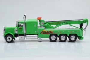 Peterbilt 359 Wrecker Road Service Grön IXO 1:43 TTR031 Metall — bild 3 av 5