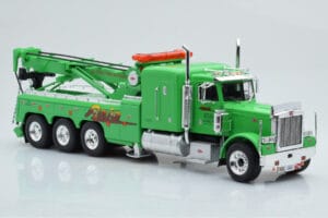 Peterbilt 359 Wrecker Road Service Grön IXO 1:43 TTR031 Metall — bild 4 av 5