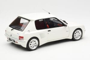 Peugeot 205 Dimma Vit Otto 1:18 OT681 Resin — bild 2 av 6