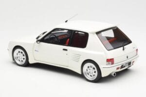 Peugeot 205 Dimma Vit Otto 1:18 OT681 Resin — bild 5 av 6