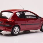 Peugeot 206 S16 Röd Otto 1:18 - image 2 of 6