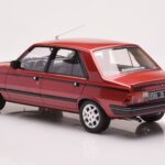 Peugeot 305 GTX Röd Plaisir Otto 1:18 - image 5 of 6