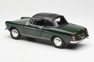 Peugeot 404 Cabriolet Antique Green Begränsad Upplaga Norev 1:18 184829 Metall — bild 7 av 8