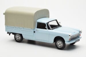 Peugeot 404 Pickup Bache Pastellblå Otto 1:18 OT1036 Resin — bild 4 av 6