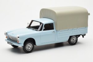 Peugeot 404 Pickup Bache Pastellblå Otto 1:18