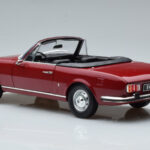 Peugeot 504 Cabriolet Röd Norev 1:18 - image 7 of 8