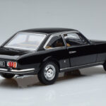 Peugeot 504 Coupe Svart Norev 1:18 - image 3 of 7