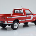 Peugeot 504 Dangel Pickup Röd Otto 1:18 - image 2 of 6