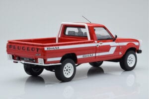 Peugeot 504 Dangel Pickup Röd Otto 1:18 OT436 Resin — bild 2 av 6