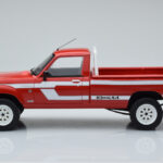 Peugeot 504 Dangel Pickup Röd Otto 1:18 - image 3 of 6