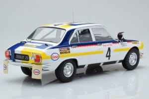 Peugeot 504 Ti #4 T. Makinen / H. Liddon Rally Morocco 1975 IXO 1:18 18RMC044B Metall — bild 2 av 6