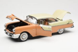 Pontiac Star Chief Hardtop Röd Vit Sun Star 1:18 5043 Metall — bild 2 av 8