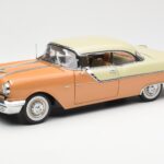 Pontiac Star Chief Hardtop Röd Vit Sun Star 1:18 5043