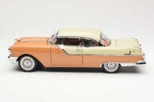 Pontiac Star Chief Hardtop Röd Vit Sun Star 1:18 5043 Metall — bild 4 av 8