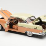 Pontiac Star Chief Hardtop Röd Vit Sun Star 1:18 5043 - image 5 of 8