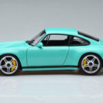 Porsche 911 964 RUF SCR Pearl Mint Grön Almost Real 1:18 - image 5 of 10