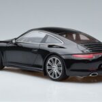Porsche 911 991 Carrera 4 Black Edition GT Spirit 1:18 GT114 Resin - image 5 of 6